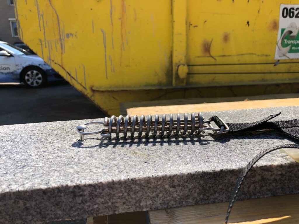 Winternetz Befestigungsmoeglichkeiten Bolzen Winter 2